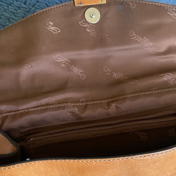 Vintage Fossil Distressed“tan” Leather Crossbody Bag - Picture 7 of 9